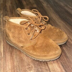UGG Neumel Lace Up Suede Shoes Boots Size 7